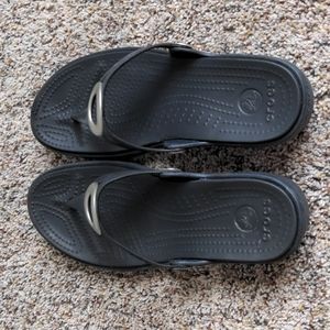 Crocs flip flops size 8
